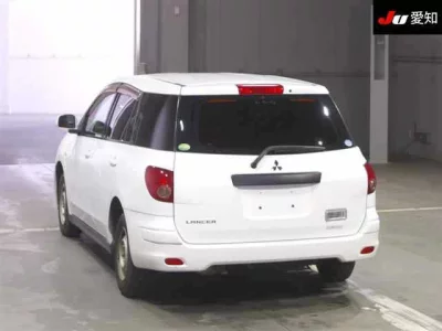 Mitsubishi LANCER VAN