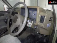 Nissan SAFARI лот № 7030 оценка 3  с аукциона в Японии 4