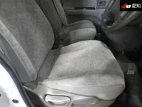 Nissan ELGRAND лот № 30220 оценка 3.5  с аукциона в Японии 5