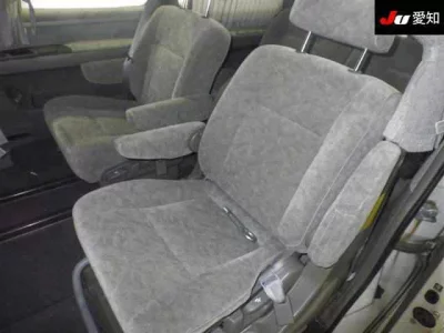 Nissan ELGRAND  с аукциона в Японии
