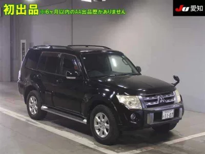 Mitsubishi PAJERO