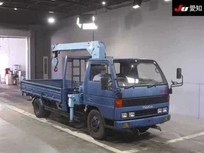 Mazda TITAN  с аукциона в Японии