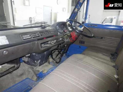 Mazda TITAN  с аукциона в Японии