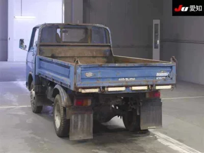 Mazda TITAN  с аукциона в Японии