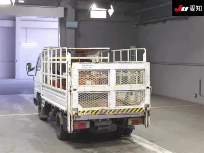 Mazda TITAN  с аукциона в Японии