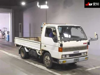 Mazda TITAN  с аукциона в Японии