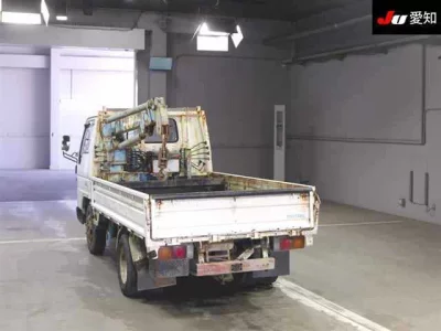 Mazda TITAN  с аукциона в Японии