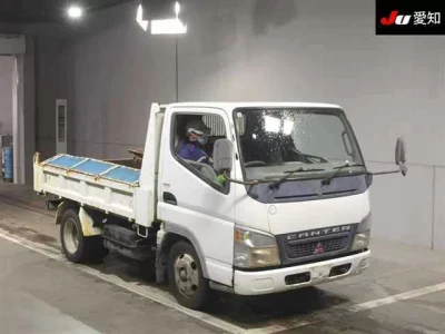 Mitsubishi Fuso Canter