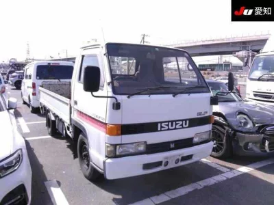 Isuzu ELF
