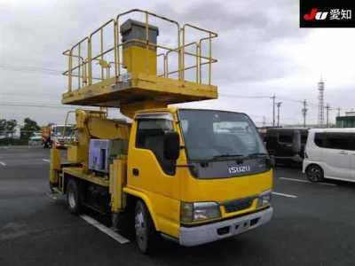 Isuzu TRUCK