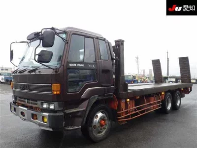 Isuzu TRUCK
