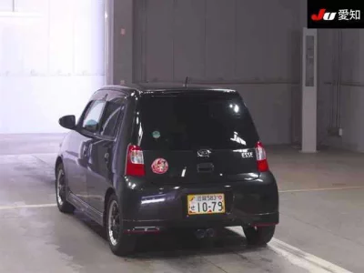 Daihatsu Esse