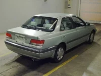 Toyota CARINA лот № 17 оценка RA  с аукциона в Японии 1