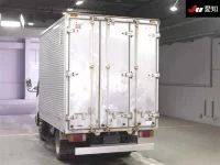 Toyota DYNA лот № 7054 оценка 4  с аукциона в Японии 1