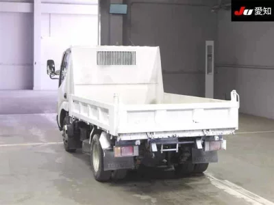 Toyota DYNA  с аукциона в Японии