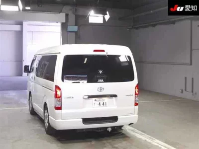 Toyota HIACE VAN  с аукциона в Японии