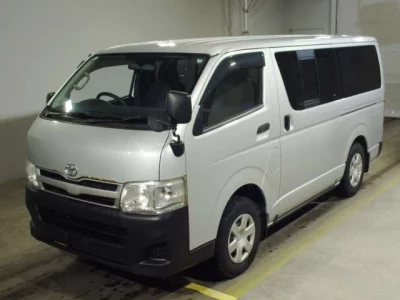 Toyota HIACE VAN  с аукциона в Японии