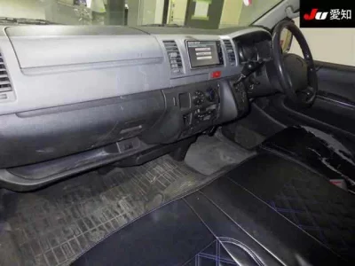 Toyota HIACE VAN  с аукциона в Японии