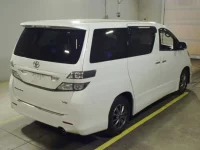 Toyota VELLFIRE лот № 7101 оценка RA  с аукциона в Японии 1