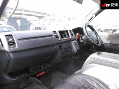 Toyota REGIUS ACE VAN