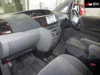 Toyota NOAH лот № 30415 оценка R  с аукциона в Японии 2