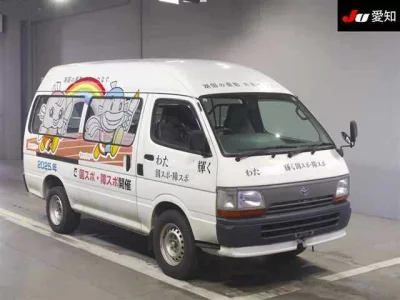 Toyota HIACE VAN