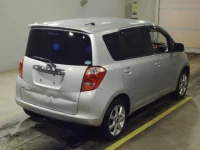 Toyota RACTIS лот № 7181 оценка 3  с аукциона в Японии 1