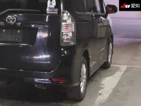 Toyota VOXY лот № 30410 оценка 3.5  с аукциона в Японии 6