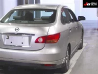 Nissan SYLPHY лот № 30640 оценка 3.5  с аукциона в Японии 7