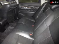 Nissan FUGA лот № 30396 оценка 3.5  с аукциона в Японии 3