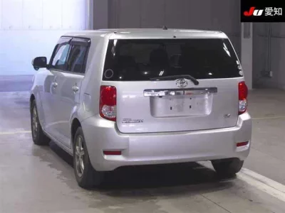 Toyota COROLLA RUMION