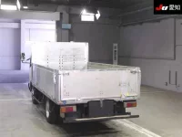 Toyota DYNA лот № 7076 оценка R  с аукциона в Японии 1