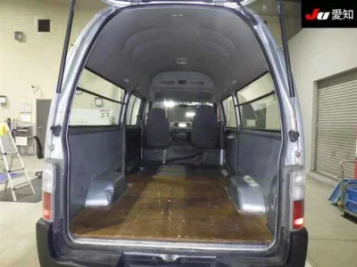 Nissan CARAVAN VAN
