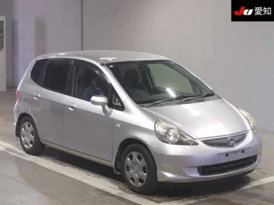 Honda FIT  с аукциона в Японии