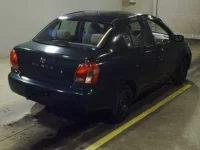 Toyota PLATZ лот № 7246 оценка 3  с аукциона в Японии 1