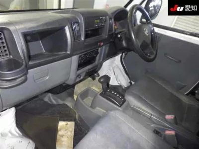 Nissan CLIPPER TRUCK