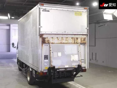 Mitsubishi Fuso Canter