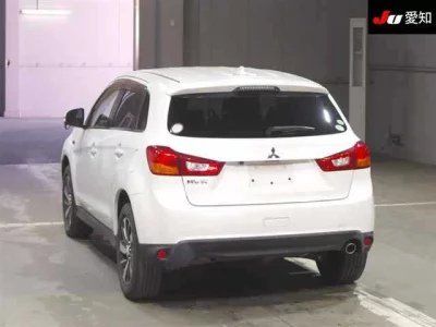 Mitsubishi RVR