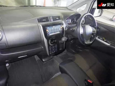 Mitsubishi EK CUSTOM