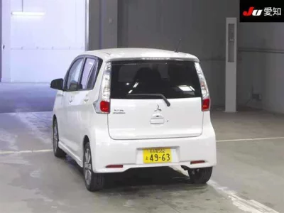 Mitsubishi EK CUSTOM