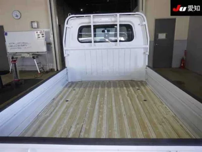 Mitsubishi MINICAB TRUCK  с аукциона в Японии