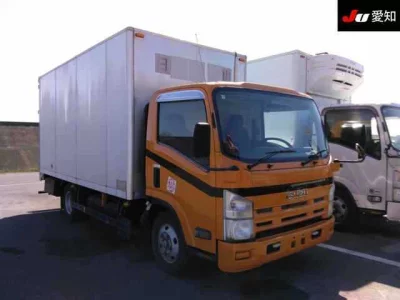 Isuzu TRUCK