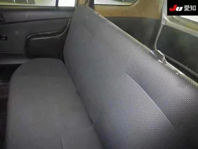 Toyota SUCCEED  с аукциона в Японии