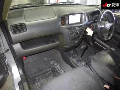 Toyota SUCCEED  с аукциона в Японии