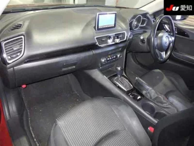 Mazda AXELA  с аукциона в Японии