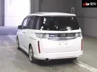 Mazda BIANTE лот № 30705 оценка 3.5  с аукциона в Японии 1