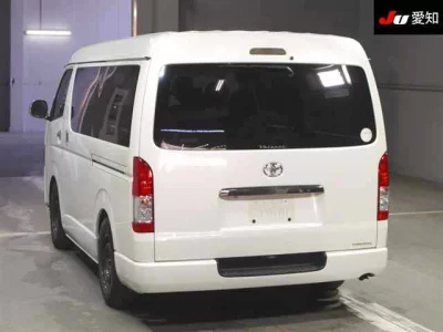 Toyota HIACE VAN  с аукциона в Японии