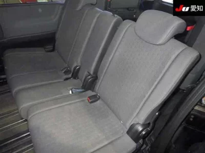 Nissan SERENA  с аукциона в Японии