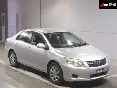 Toyota COROLLA AXIO  с аукциона в Японии