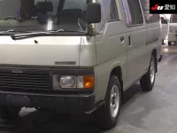 Nissan CARAVAN VAN лот № 20117 оценка 3.5  с аукциона в Японии 6
